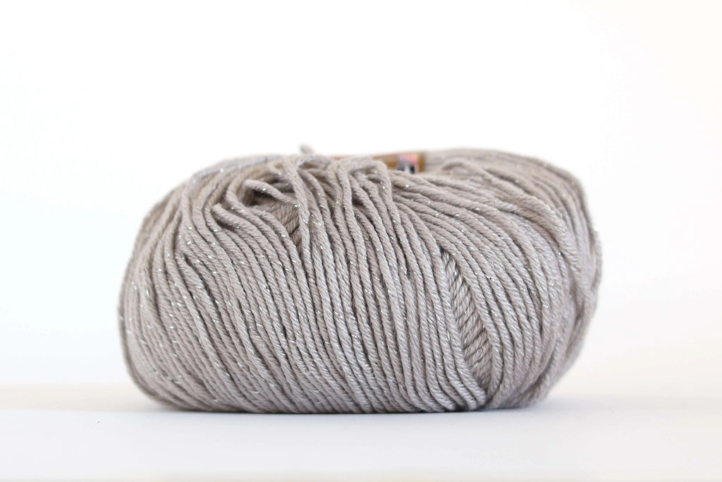 Baci Rubati 97% microfibra PC 3% Poliestere - Miss tricot - 50g x 130m