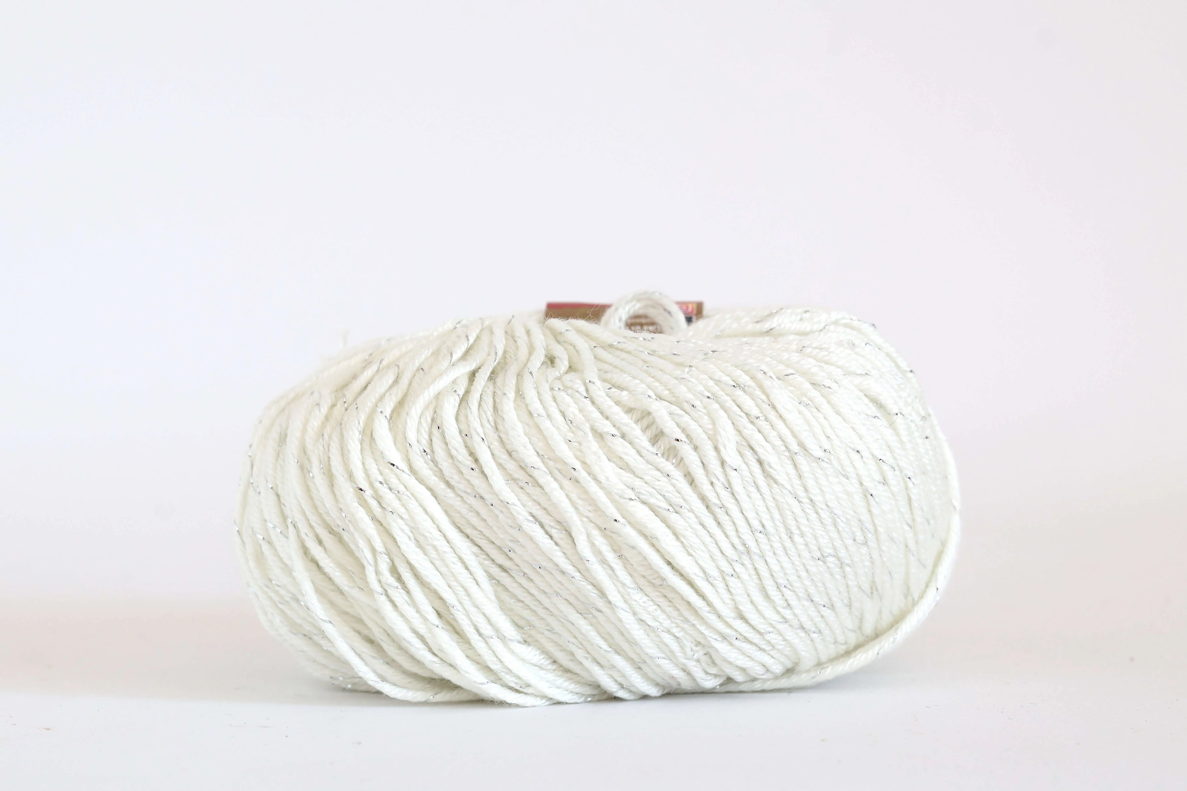 Baci Rubati 97% microfibra PC 3% Poliestere - Miss tricot - 50g x 130m