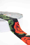 Fettuccia in pizza lycra top quality | Fantasia rose rosse con foglie e base nera